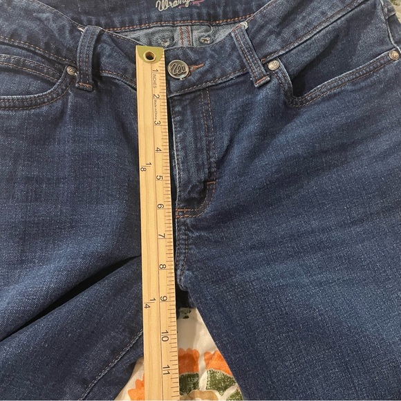 Wrangler Dark Blue Bootcut‎ Jeans, women’s Size 9x34 - Picture 7 of 9